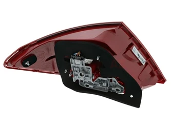 Genuine Mercedes 2049060703, A2049060703 Tail Light; Right - Mercedes | 2048204164 204906070364 - Image 2
